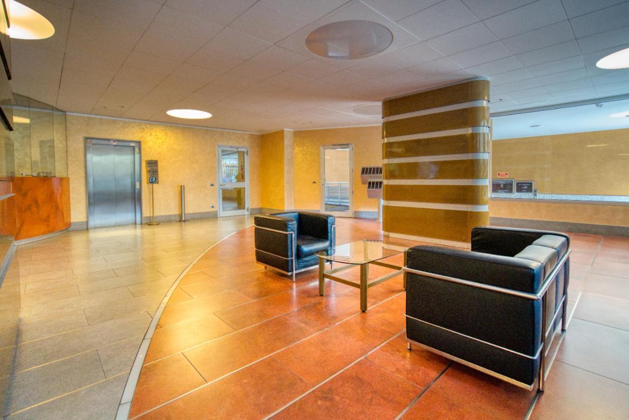 Caseospitali - Cherenel, Bilocale Vicino Centrale Mm2 Milano Ngoại thất bức ảnh